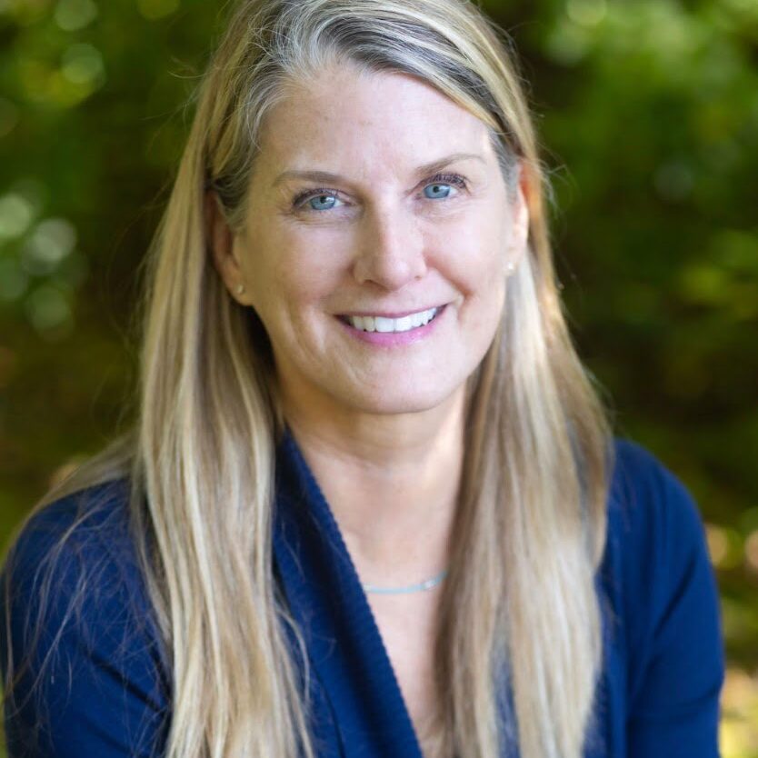 Susan Hanlon<br><em>Associate Guide, Primary 1</em>
